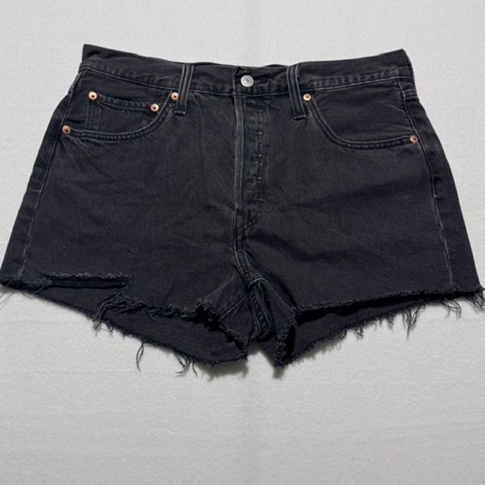 Levi’s 501 High Rise Raw Hem Black Denim Shorts Button Fly Size 31